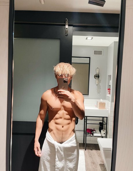 prettyboyaedan onlyfans nude