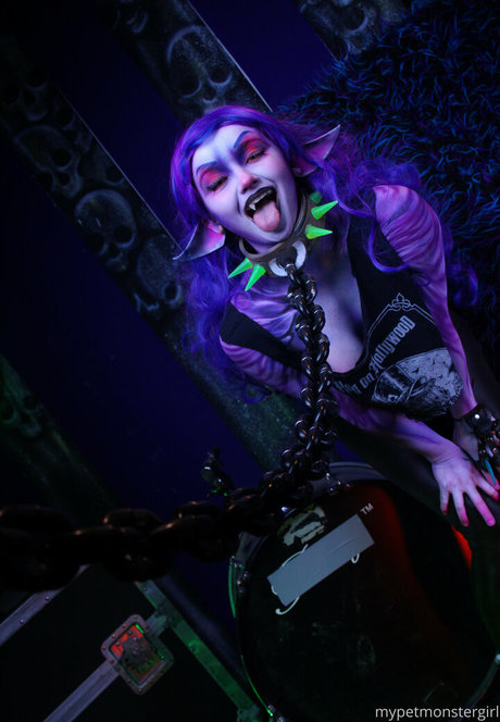 mypetmonstergirl naked onlyfans leak