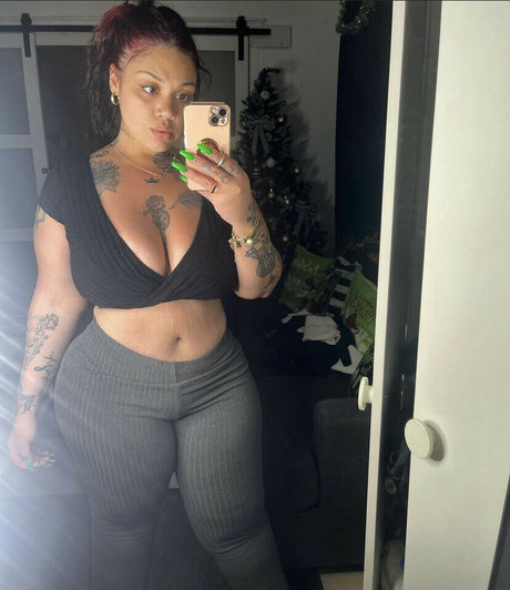 Krisssss__x onlyfans leak free