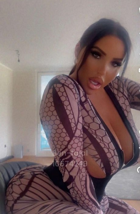 Anais Bragadias tits onlyfans