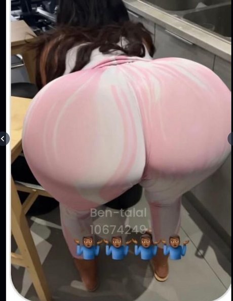 Anais Bragadias onlyfans pictures