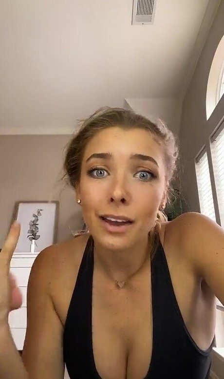 Maddie Henderson new onlyfans leak