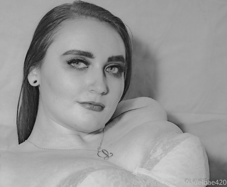 lanadelbae420 leaked onlyfans pictures