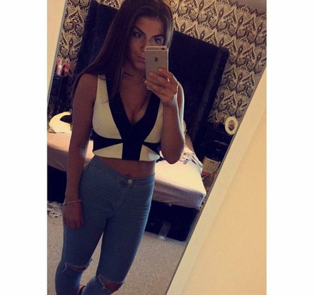 Lauren Fardon onlyfans leakes