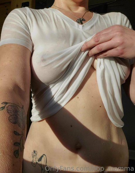 streamer onlyfans pornographic capture