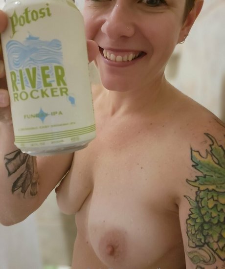 hop momma onlyfans model photo