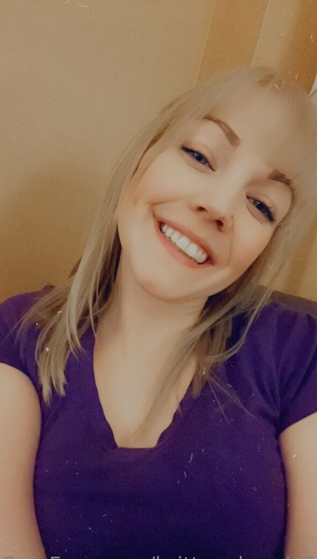 brittneybandz69 only fans sex