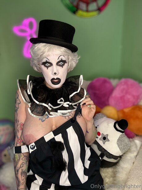 Onlygettingbrighter only fans content