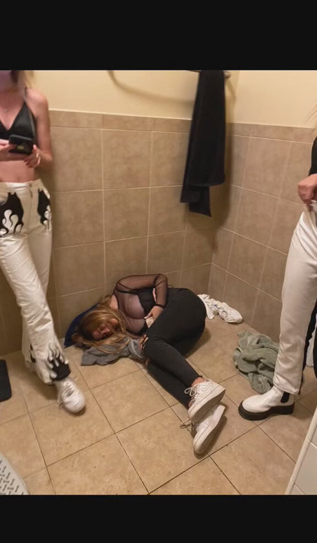 Emma R B onlyfans nude