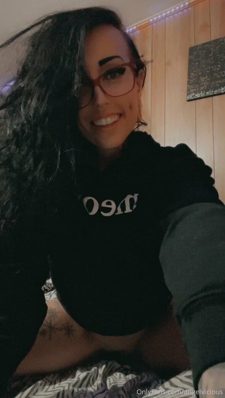 angelvicious onlyfans content type