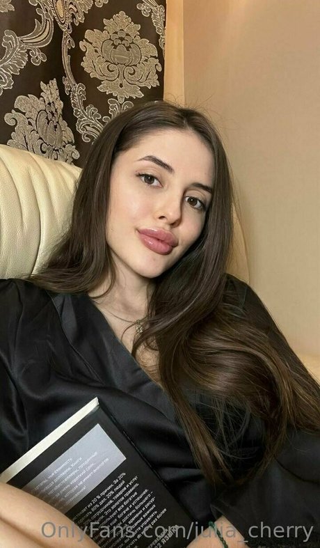julia cherry onlyfans sex leaks