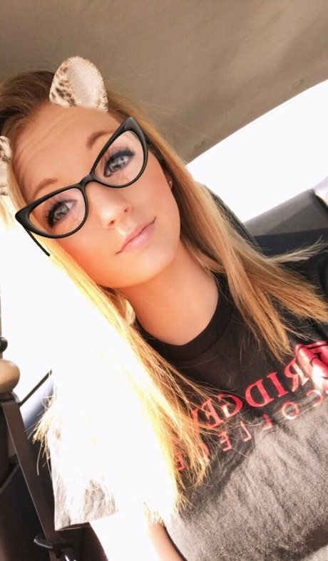 naughtyvettech onlyfans topless