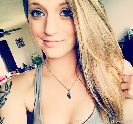 naughtyvettech naked onlyfans