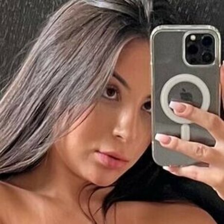 Dyh Costa onlyfans leaks.