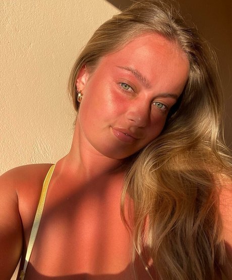 Leah Booth only fans nude