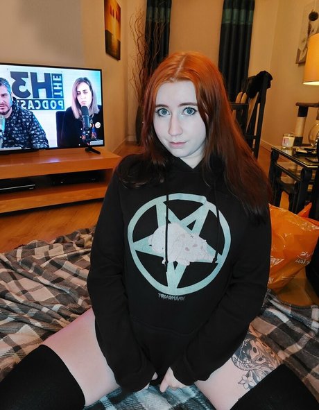 bigsaltybastard naked on onlyfans