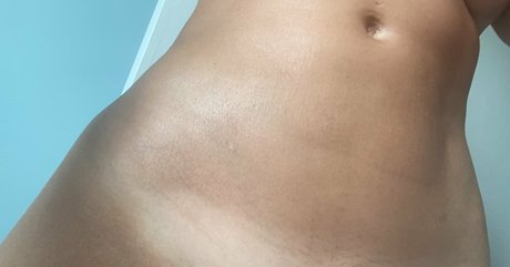 charlottelucy22 leaked nudes onlyfans