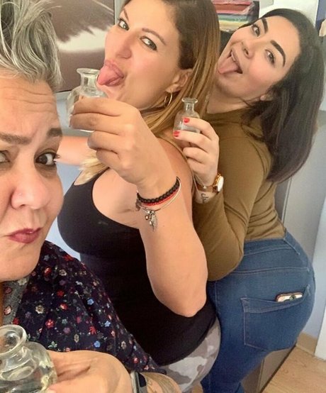 Nicky Nicole only fans xxx