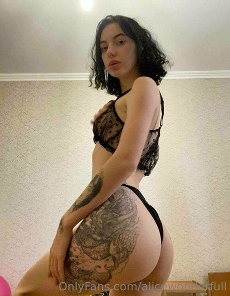 alicewonderfull onlyfans nude pictures