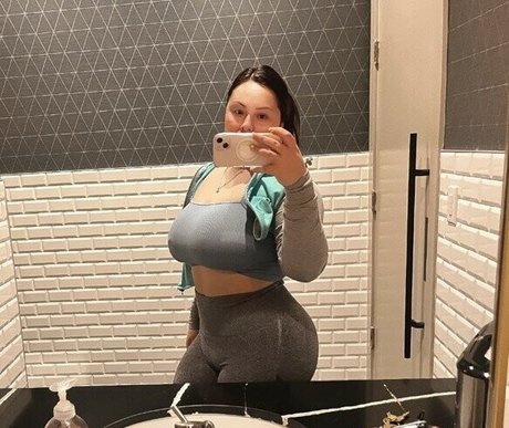 Rozzyrozzzz tits onlyfans