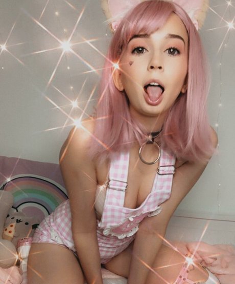 Kira Bee onlyfans topless