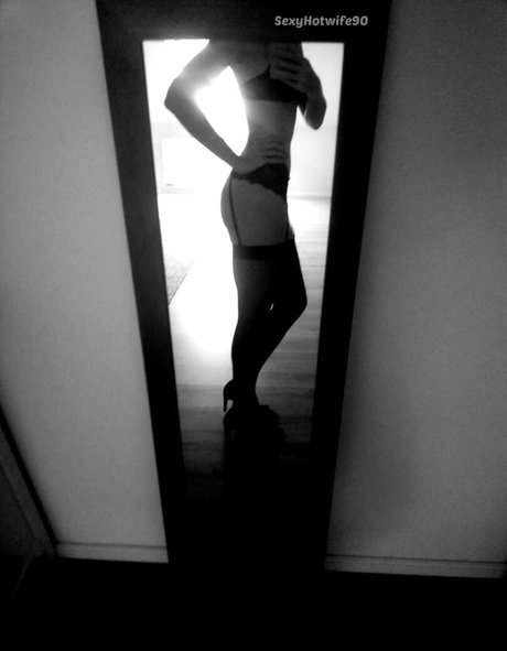 sexyhotwife 90 onlyfans boobs