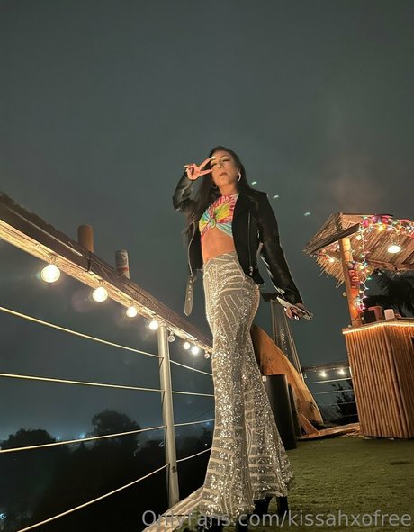 kissahxofree onlyfans tits