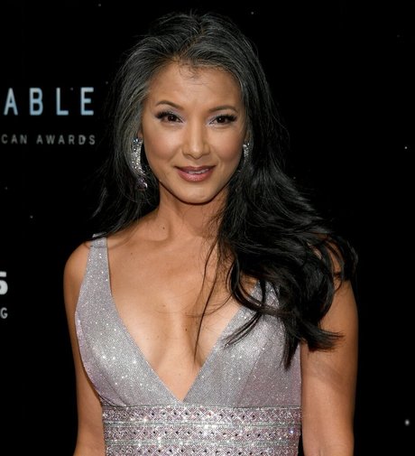 Kelly Hu onlyfans leajs
