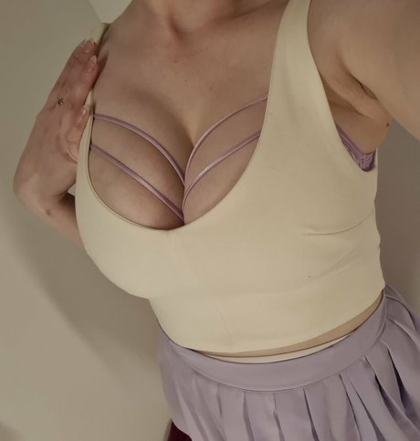 AmericanHussy onlyfans explicit content