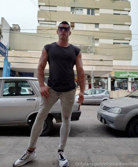 eliseoantoniofree onlyfans nude photos
