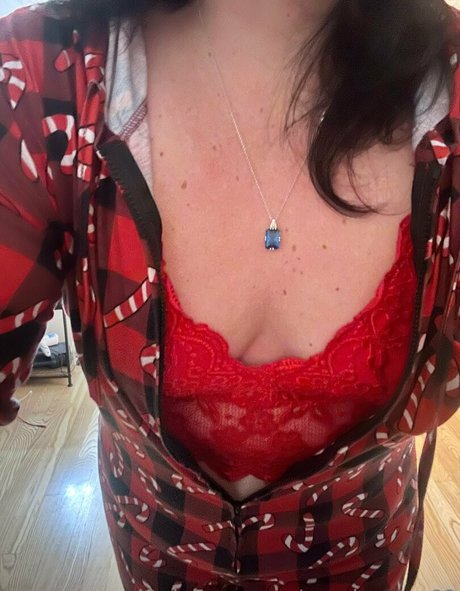 ronnie rae 82 onlyfans posts