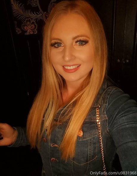 gushinggeegeefree onlyfans strip