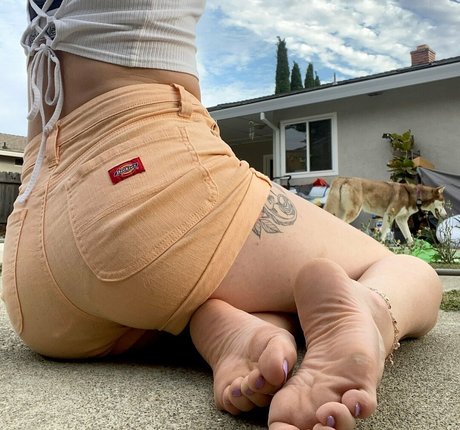 lxgween onlyfans pics