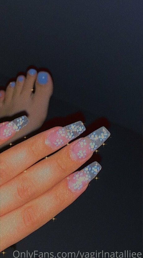yagirlnatalliee onlyfans post