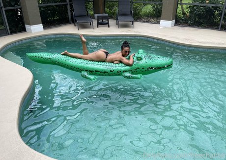 freechantel onlyfans porn