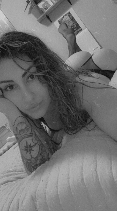 Haley Lorenz onlyfans nude