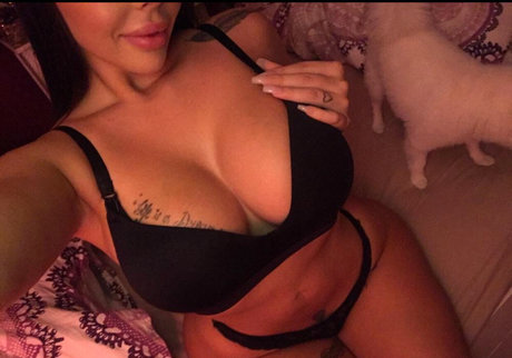 Kahina free only fans