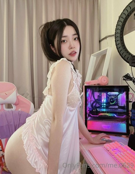 me 0629 only fans nude leaks