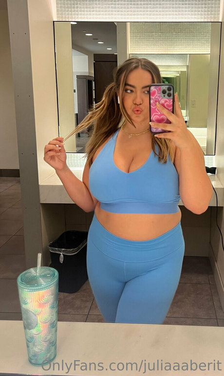 juliiaaberitttt onlyfans leak free