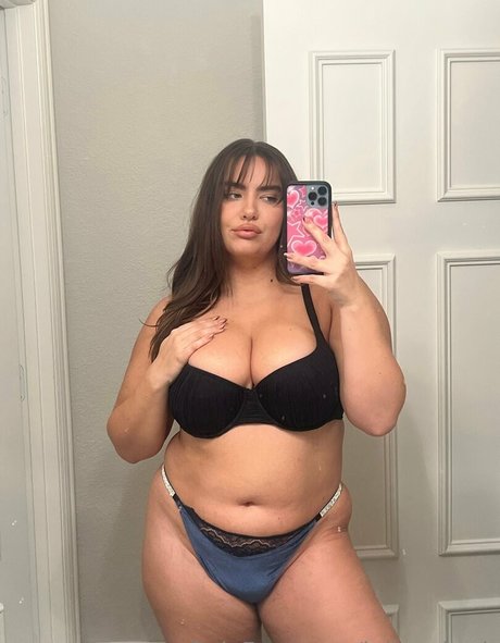 juliiaaberitttt onlyfans leajs