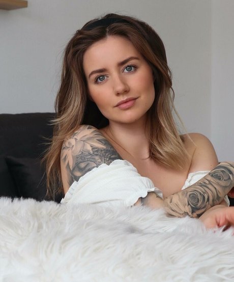 Sarah Eveliina onlyfans mega