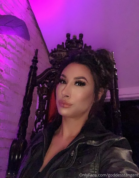 goddesstangent Profile pic