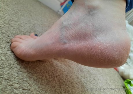 homefortoes onlyfans nude pictures