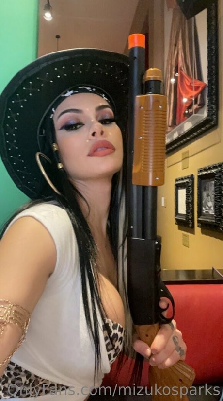mizukosparks boobs onlyfans