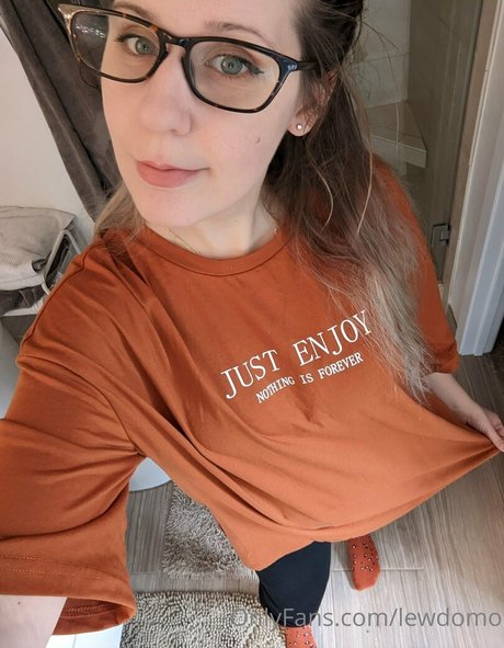 lewdomo onlyfans leaks