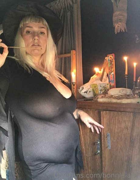 bonnielady onlyfans porn leaked
