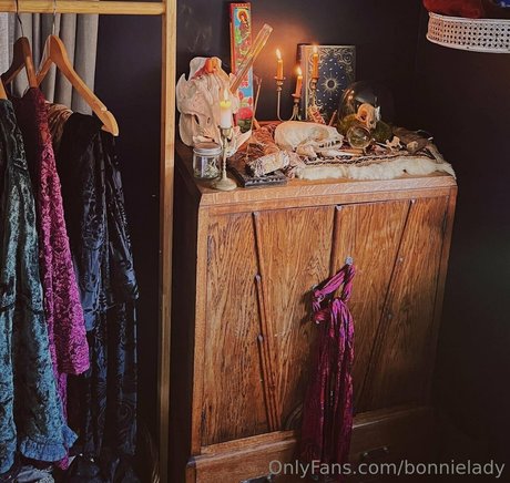bonnielady onlyfans leak xxx