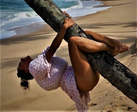 brown eyes kitty onlyfans perfect exposure