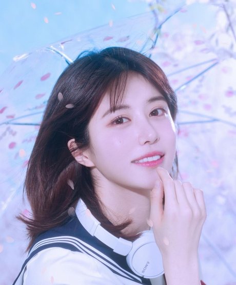 Lee Hayun onlyfans nude tits