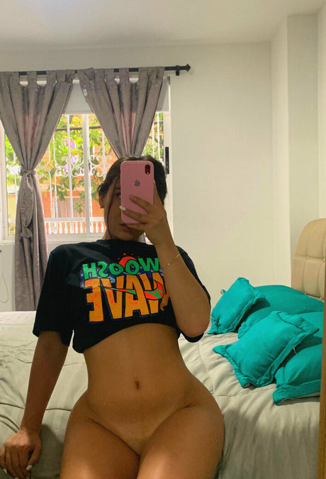 valentinachica4 porn onlyfans